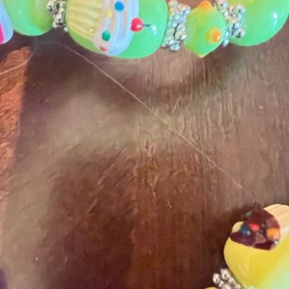 fiona Handmade Cupcake Beaded 5 Bracelets Set For Girls & a heart necklace - Picture 9 of 9